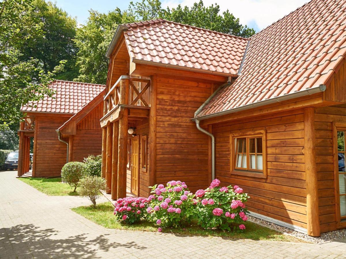 Strandschloesschen Sellin - Haushaelfte 1 Villa Luaran gambar