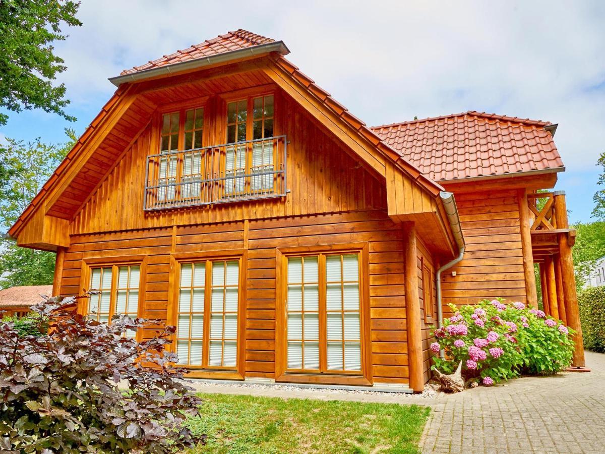 Strandschloesschen Sellin - Haushaelfte 1 Villa Luaran gambar